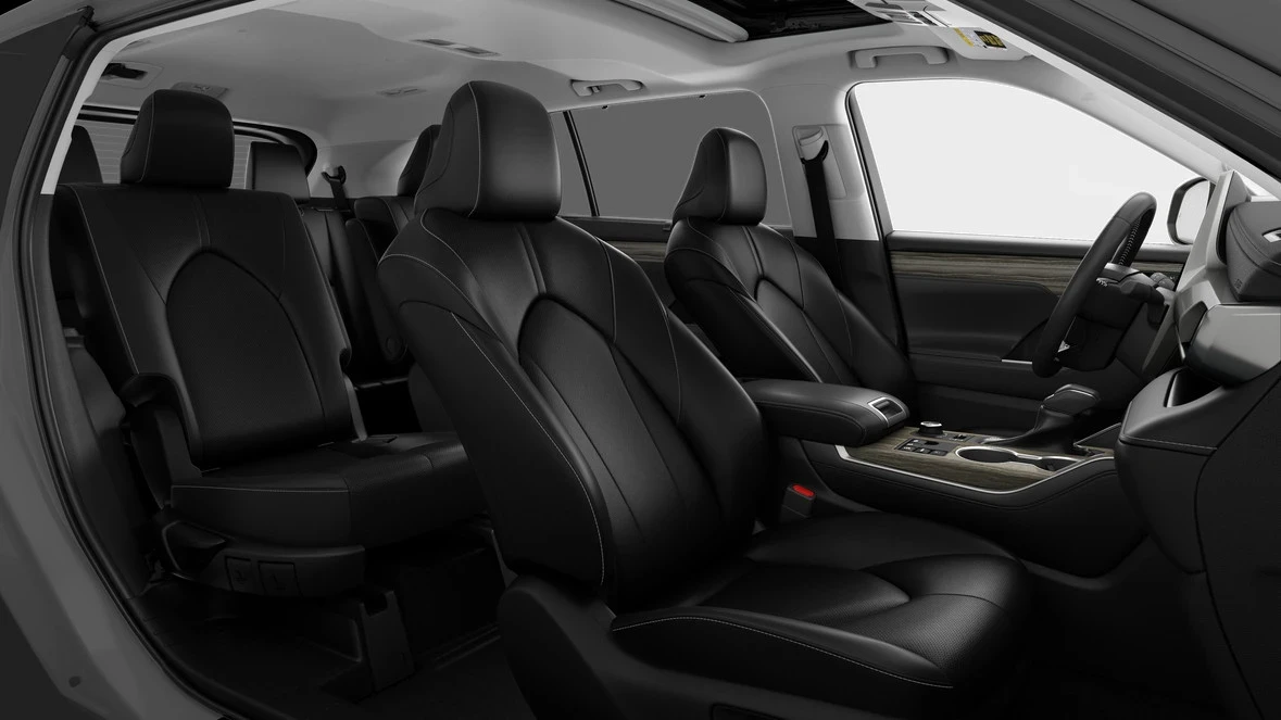 2026 Toyota Highlander - Image 6 of 8