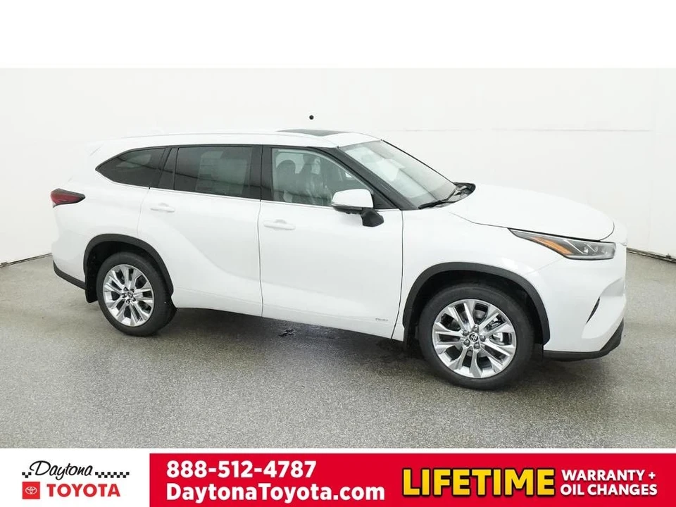 2026 Toyota Highlander - Image 12 of 12