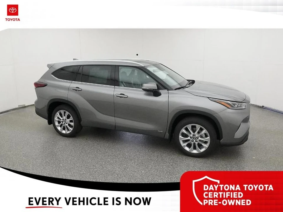 2026 Toyota Highlander - Image 12 of 12