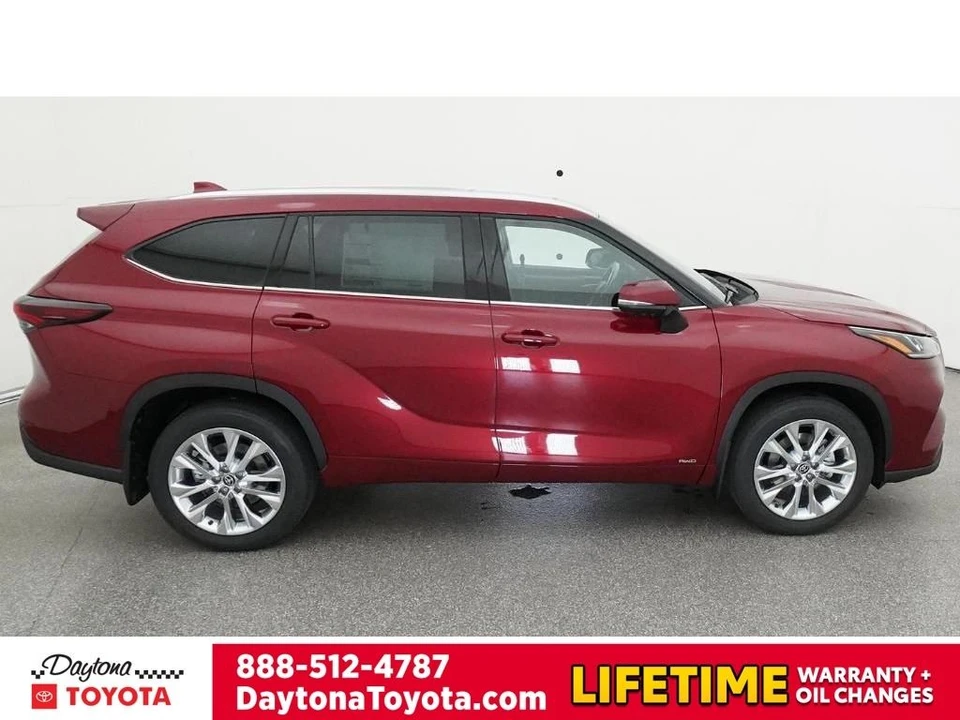 2026 Toyota Highlander - Image 11 of 12