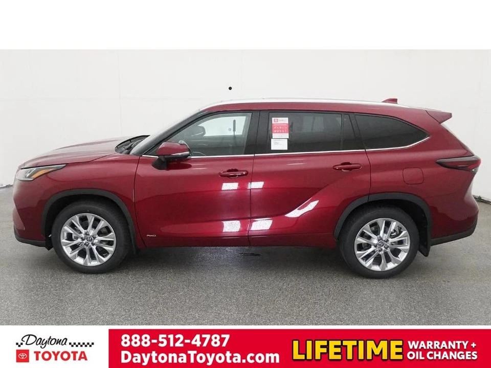 2026 Toyota Highlander - Image 3 of 12