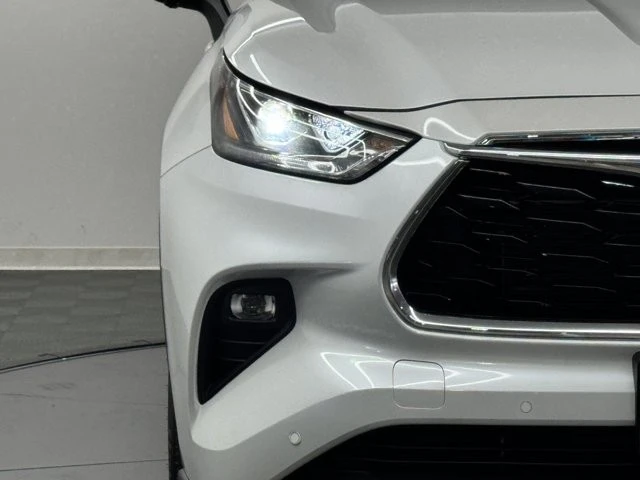2026 Toyota Highlander - Image 7 of 12