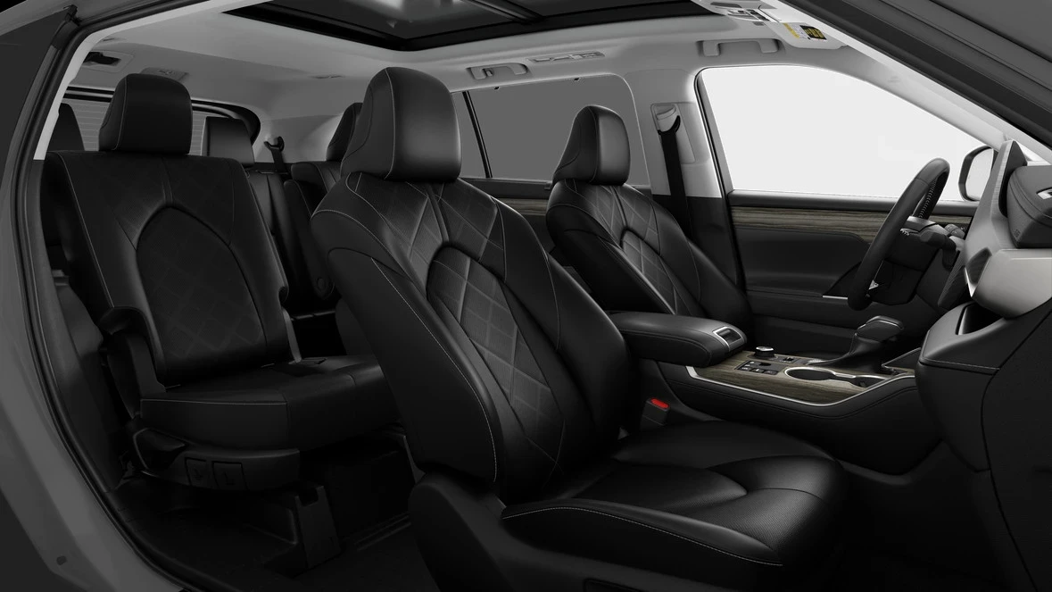 2026 Toyota Highlander - Image 6 of 8