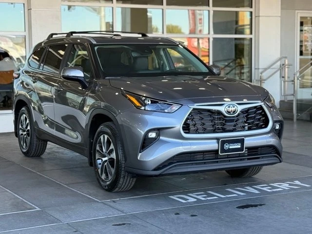 2026 Toyota Highlander - Image 6 of 12