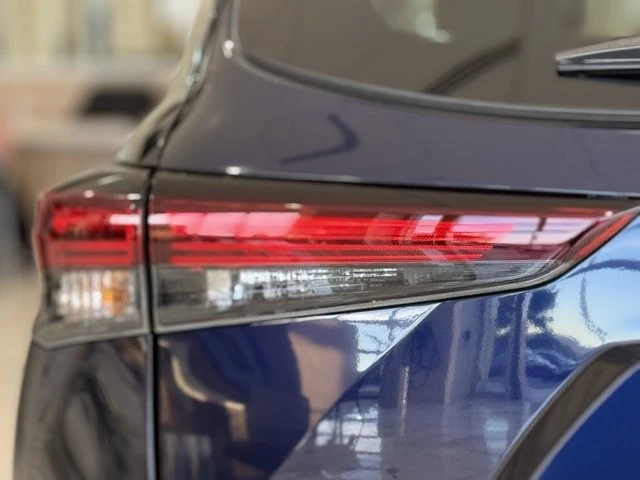 2026 Toyota Highlander - Image 9 of 12