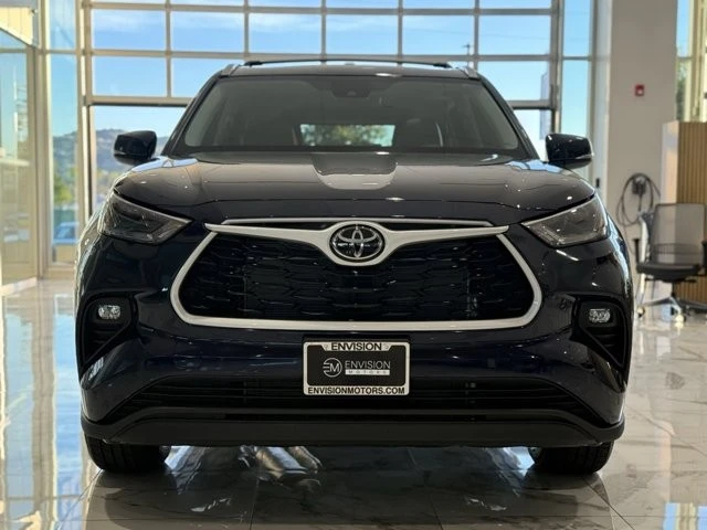 2026 Toyota Highlander - Image 3 of 12