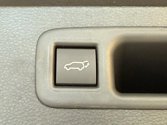 2026 Toyota Highlander - Image 12 of 12