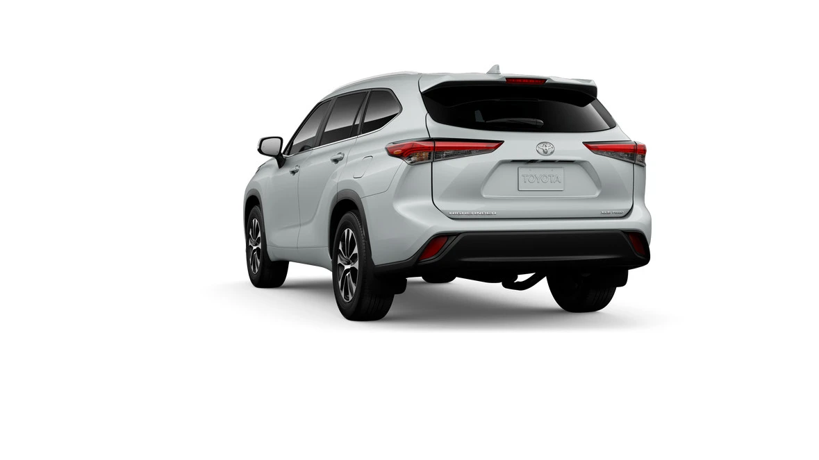 2026 Toyota Highlander - Image 4 of 8