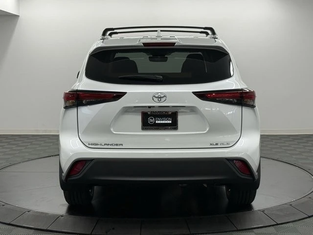 2026 Toyota Highlander - Image 8 of 12