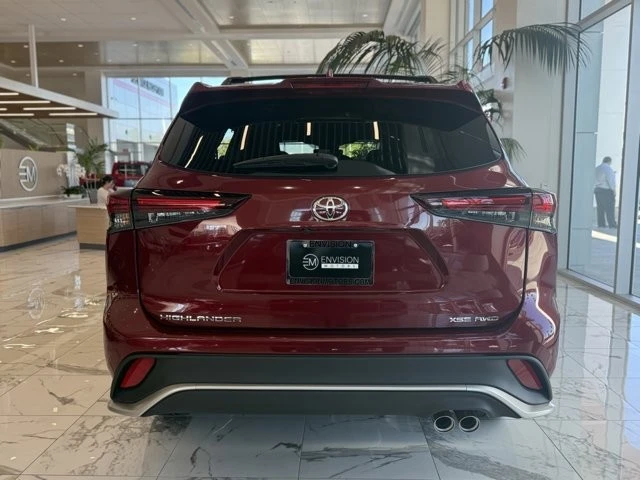 2026 Toyota Highlander - Image 8 of 12