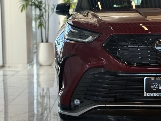 2026 Toyota Highlander - Image 4 of 12