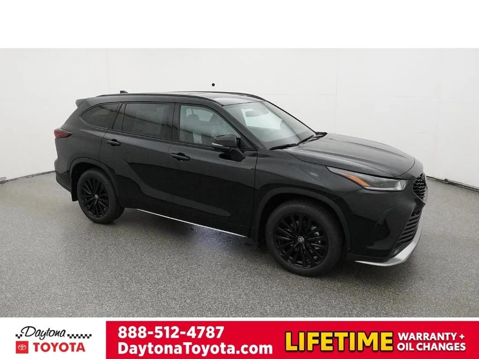 2026 Toyota Highlander - Image 12 of 12