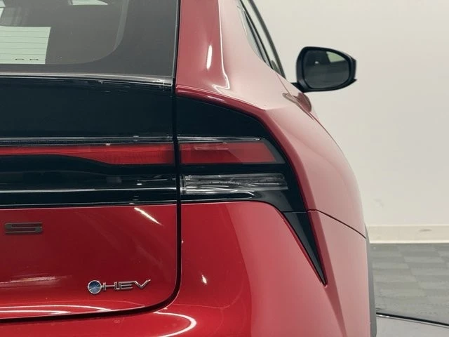 2026 Toyota Prius 5th Gen - Image 7 of 12