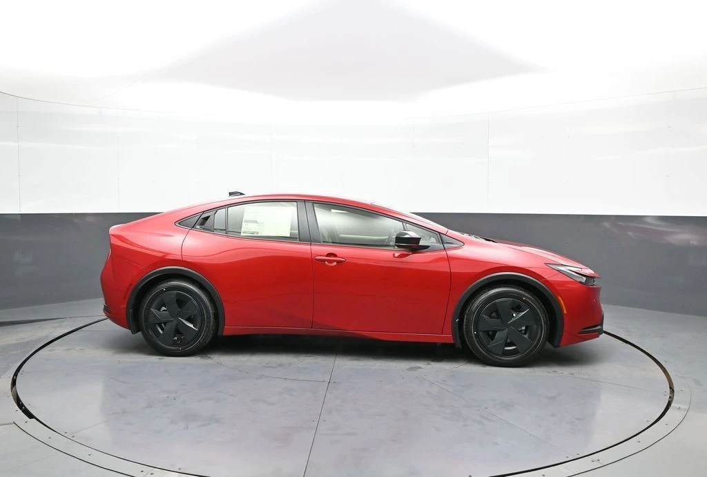 2026 Toyota Prius 5th Gen - Image 5 of 12
