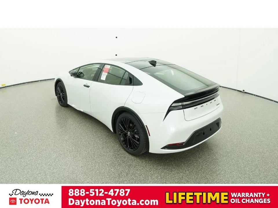 2026 Toyota Prius 5th Gen - Image 5 of 12