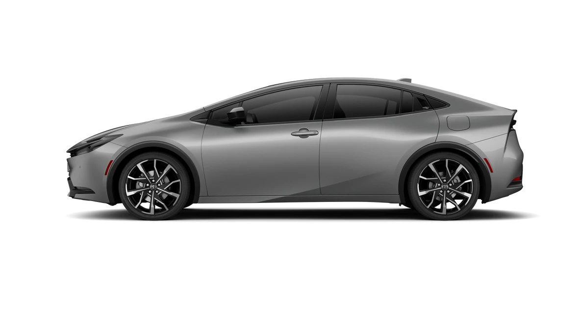 2026 Toyota Prius 5th Gen - Image 3 of 10