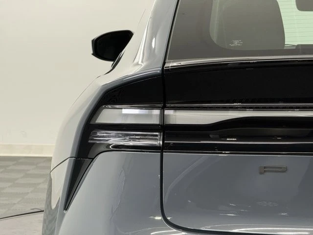 2026 Toyota Prius 5th Gen - Image 9 of 12