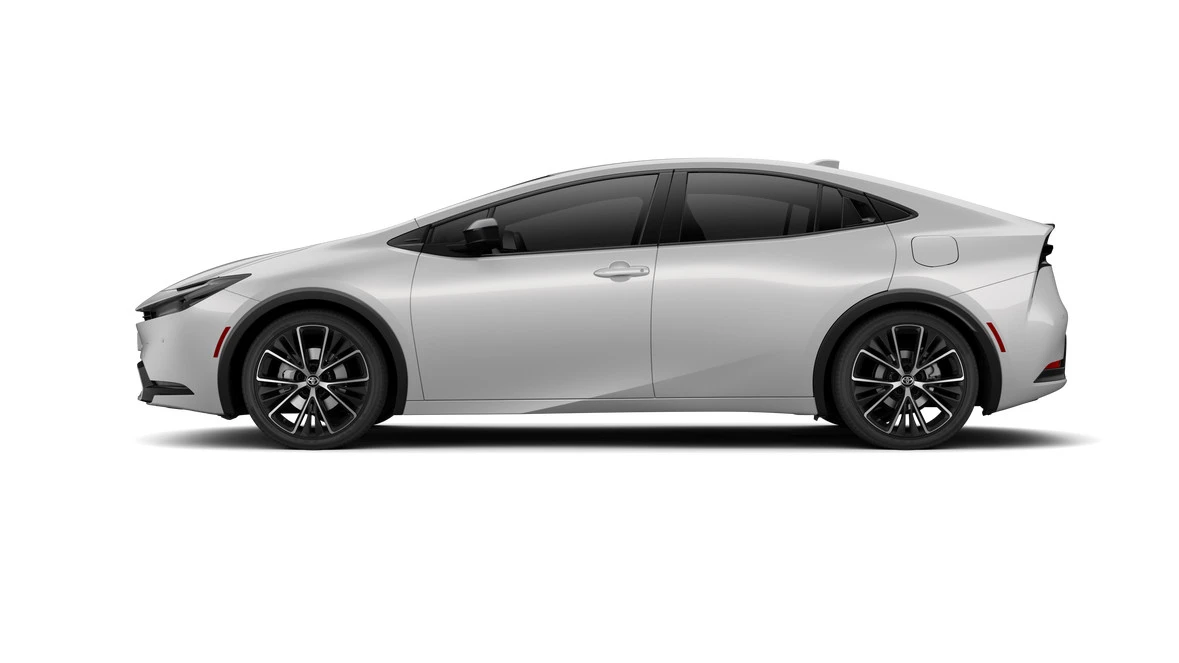 2026 Toyota Prius 5th Gen - Image 3 of 8