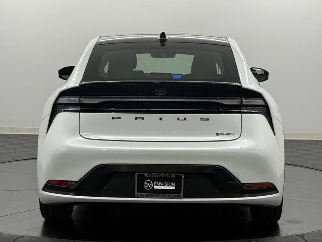 2026 Toyota Prius 5th Gen - Image 8 of 12