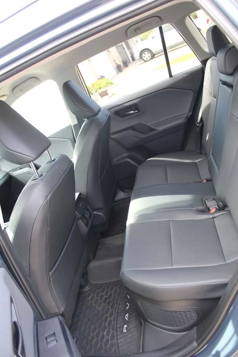 2026 Toyota RAV4 5th Gen - Image 17 of 20