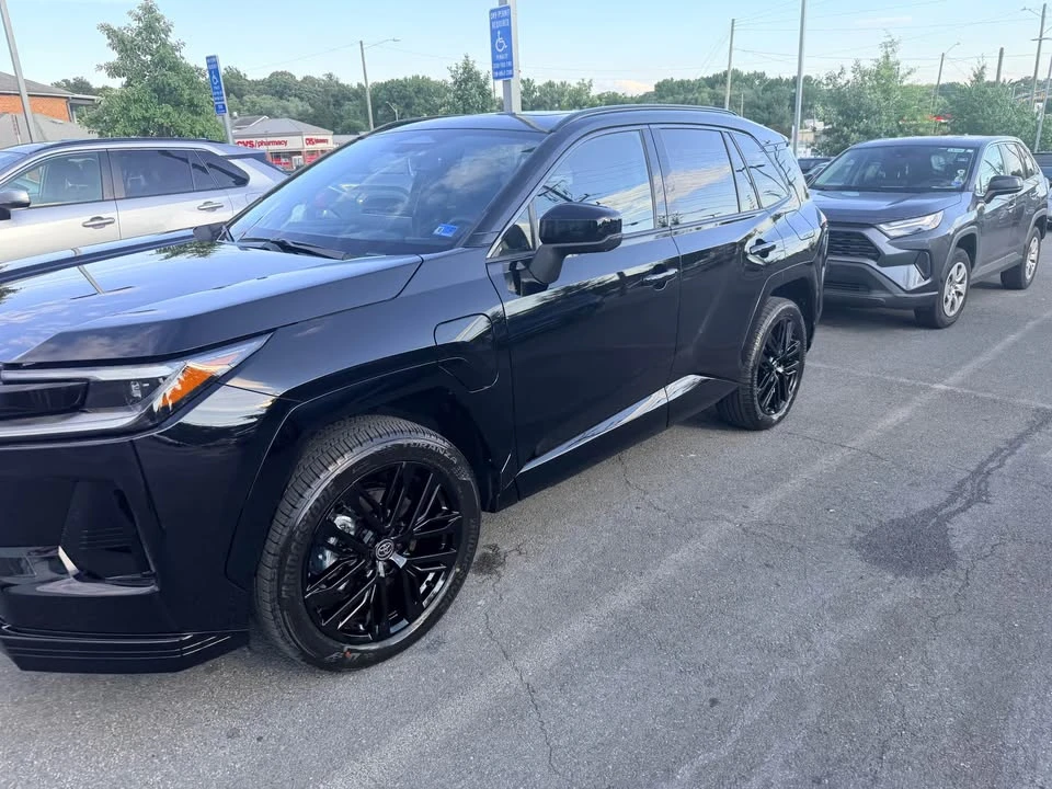 2026 Toyota RAV4 5th Gen - Image 4 of 8