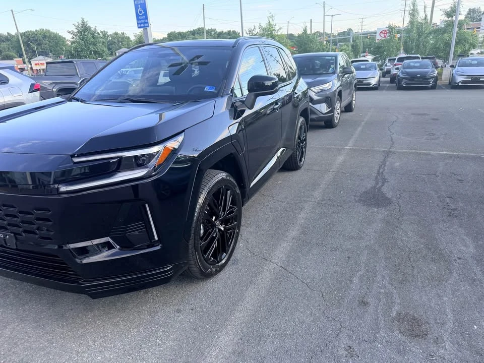 2026 Toyota RAV4 5th Gen - Image 3 of 8
