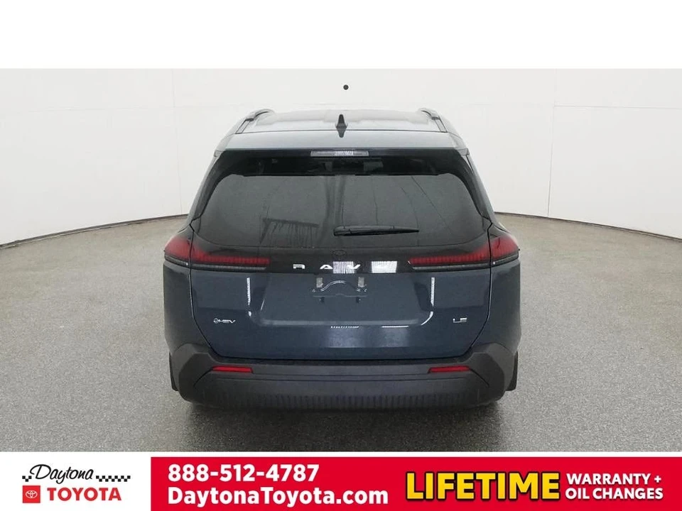 2026 Toyota RAV4 5th Gen - Image 7 of 12