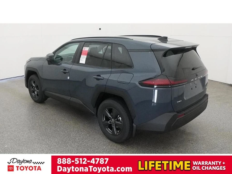 2026 Toyota RAV4 5th Gen - Image 5 of 12