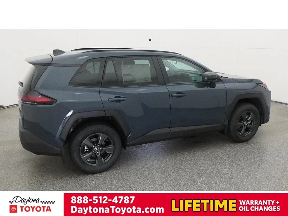 2026 Toyota RAV4 5th Gen - Image 10 of 12
