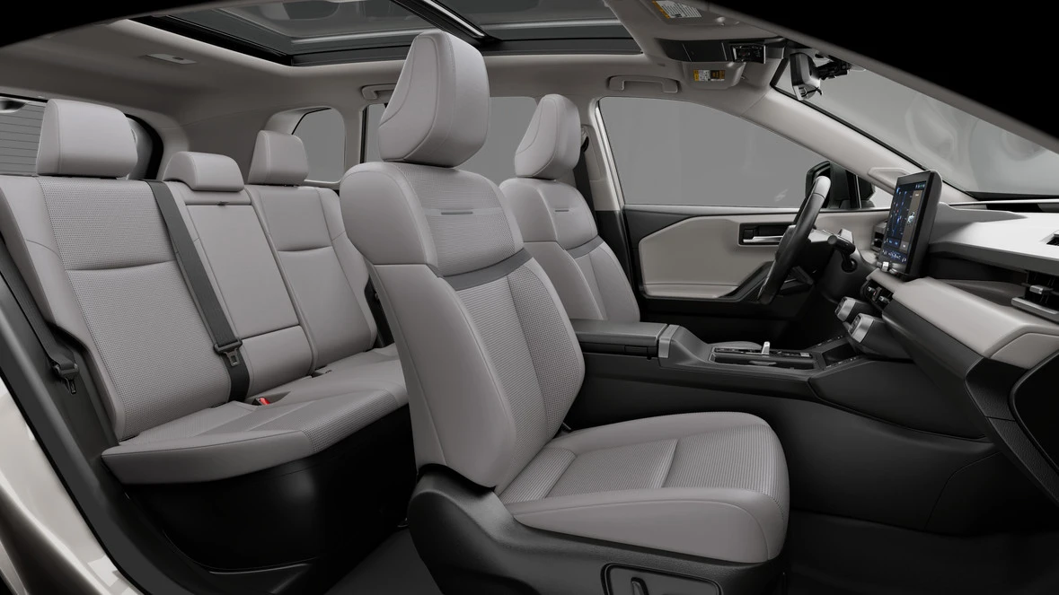 2026 Toyota RAV4 5th Gen - Image 6 of 8