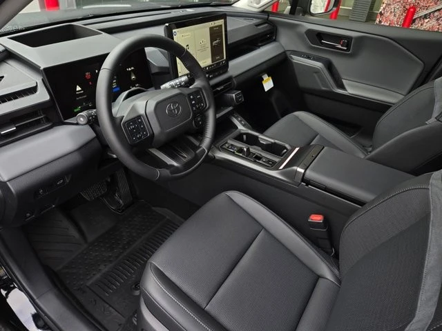 2026 Toyota RAV4 5th Gen - Image 7 of 12