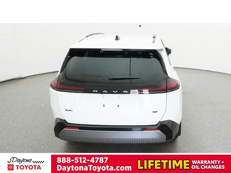 2026 Toyota RAV4 5th Gen - Image 7 of 12