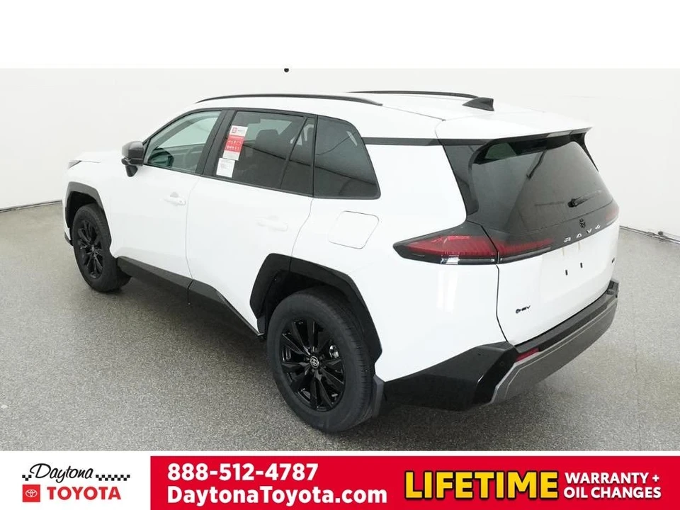 2026 Toyota RAV4 5th Gen - Image 5 of 12