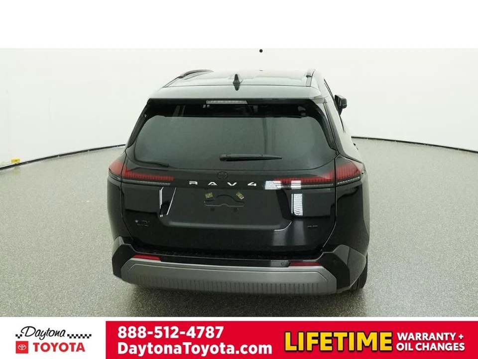 2026 Toyota RAV4 5th Gen - Image 7 of 12