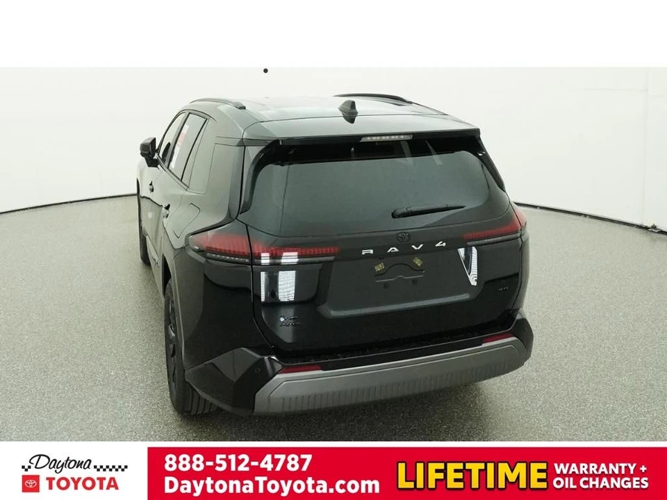 2026 Toyota RAV4 5th Gen - Image 6 of 12