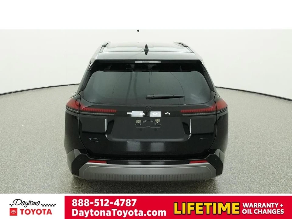 2026 Toyota RAV4 5th Gen - Image 7 of 12