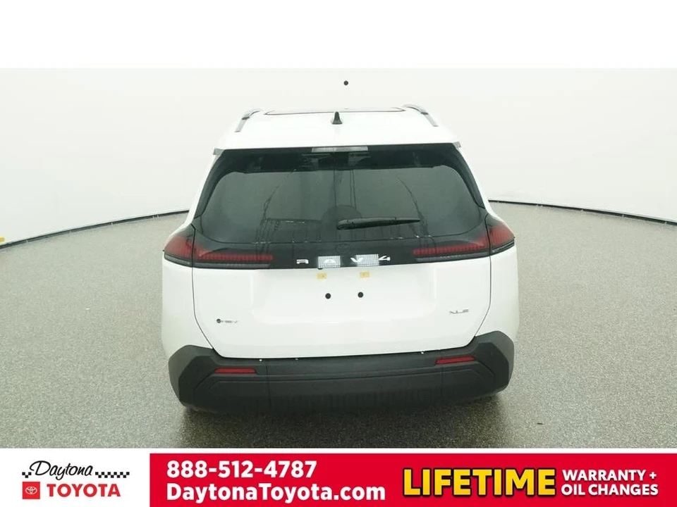 2026 Toyota RAV4 5th Gen - Image 7 of 12