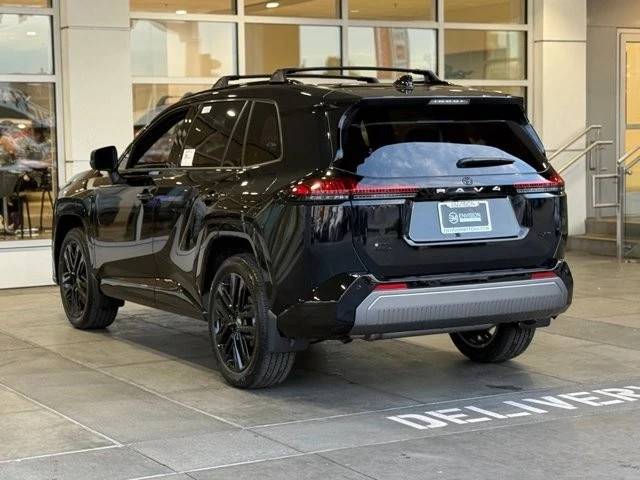 2026 Toyota RAV4 5th Gen - Image 9 of 12