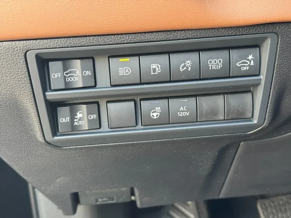 2026 Toyota Sequoia 3rd Gen - Image 15 of 19