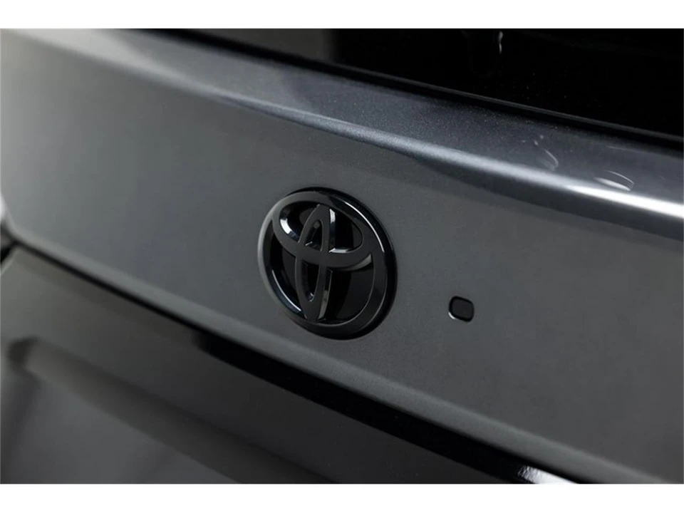 2026 Toyota Sequoia 3rd Gen - Image 25 of 31