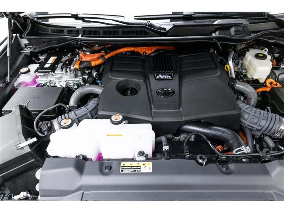 2026 Toyota Sequoia 3rd Gen - Image 18 of 31
