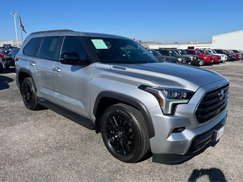 2026 Toyota Sequoia 3rd Gen - Image 5 of 14