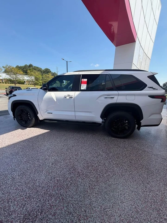 2026 Toyota Sequoia 3rd Gen - Image 5 of 18
