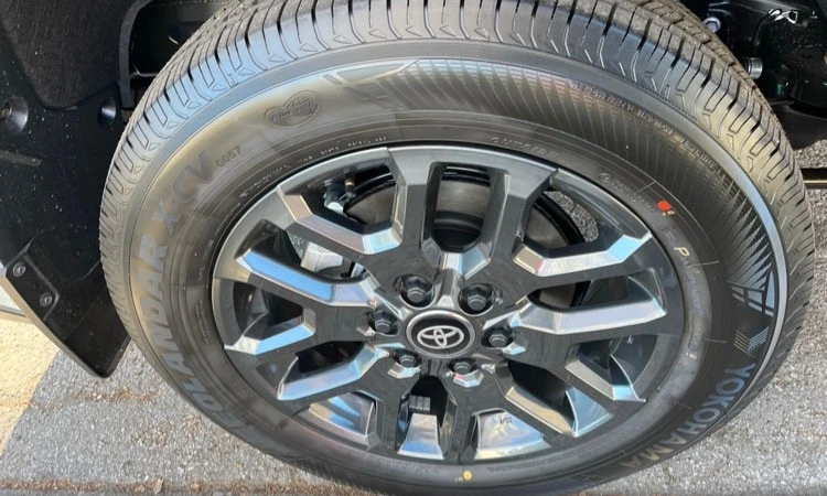 2026 Toyota Sequoia 3rd Gen - Image 16 of 21
