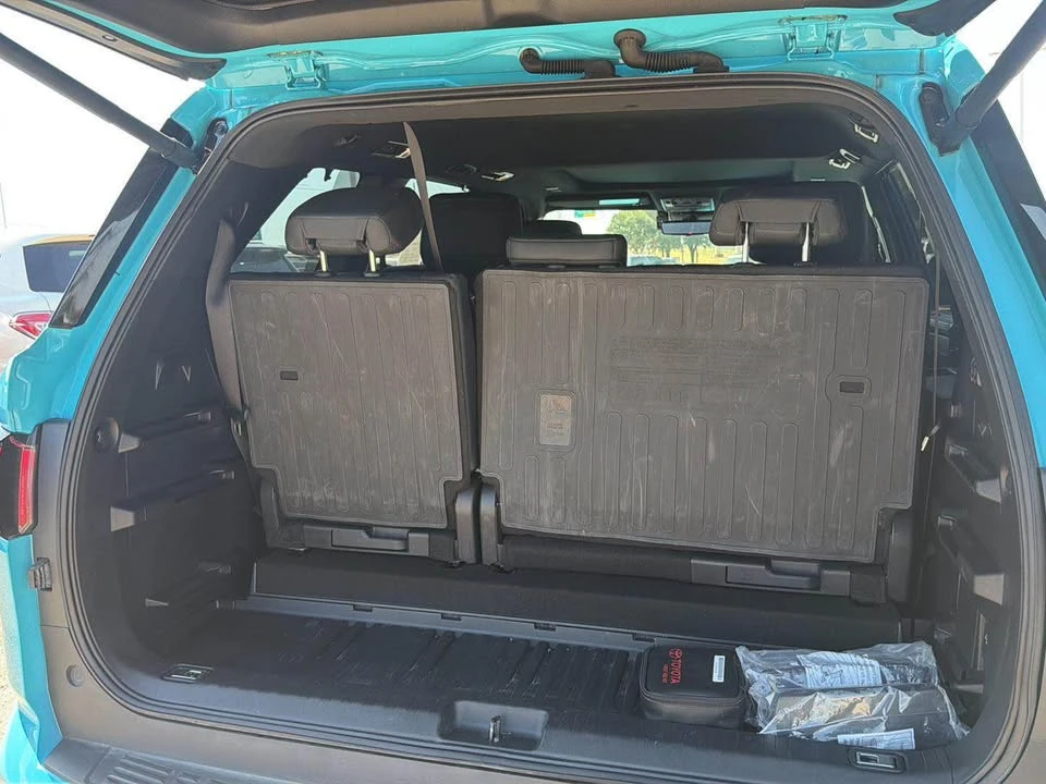 2026 Toyota Sequoia 3rd Gen - Image 9 of 10