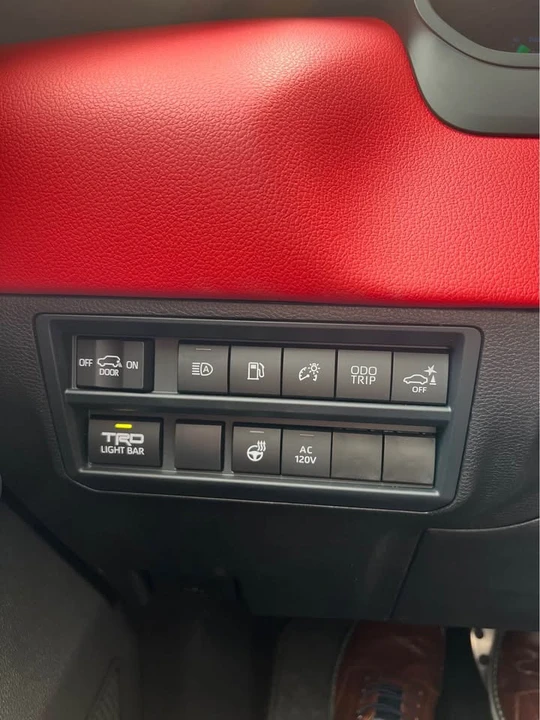 2026 Toyota Sequoia 3rd Gen - Image 16 of 18