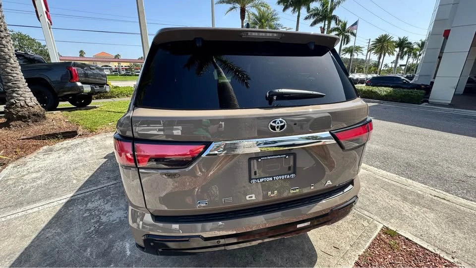 2026 Toyota Sequoia 3rd Gen - Image 7 of 8