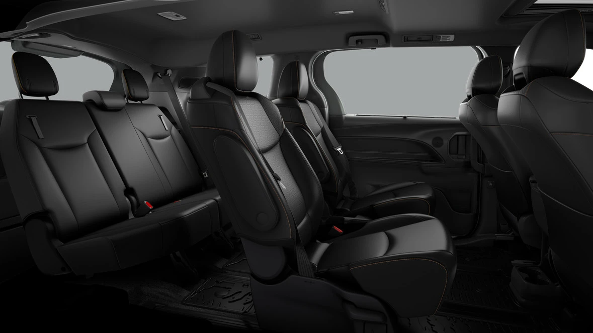 2026 Toyota Sienna 4th Gen - Image 7 of 8