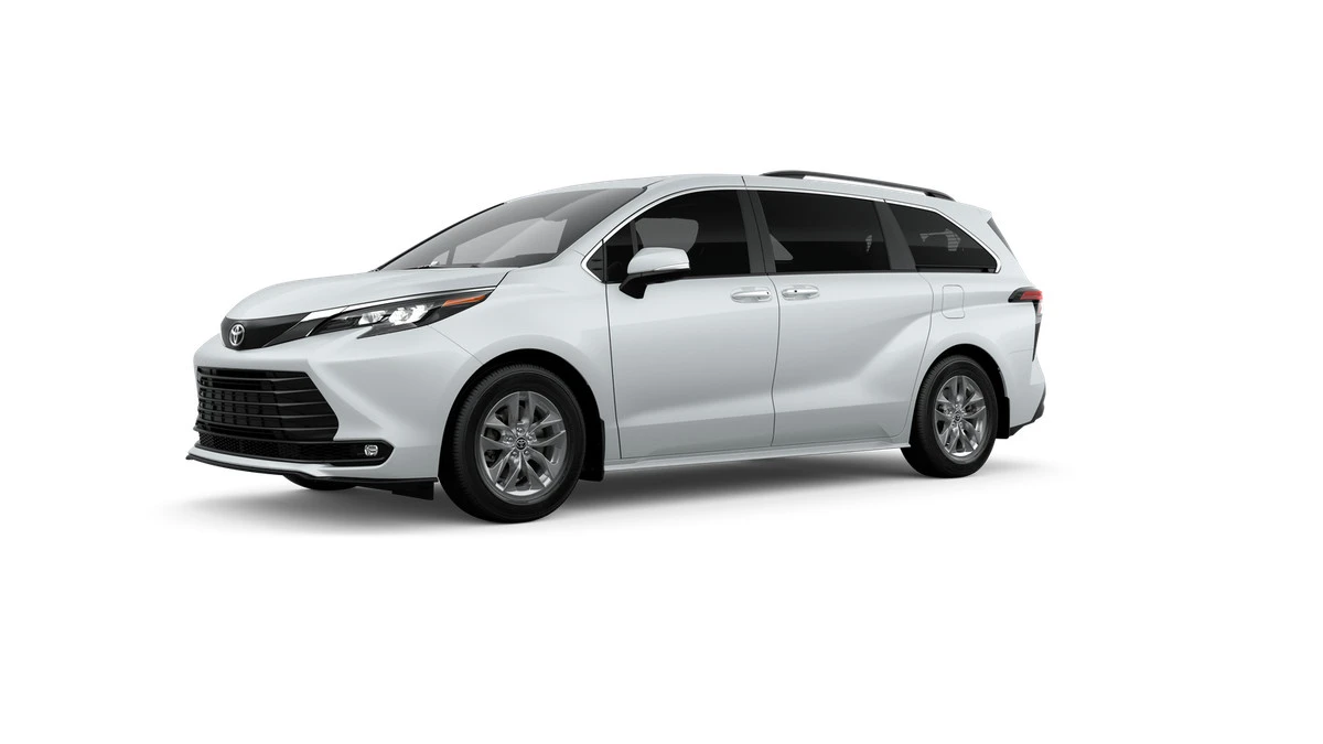 2026 Toyota Sienna 4th Gen - Image 9 of 10
