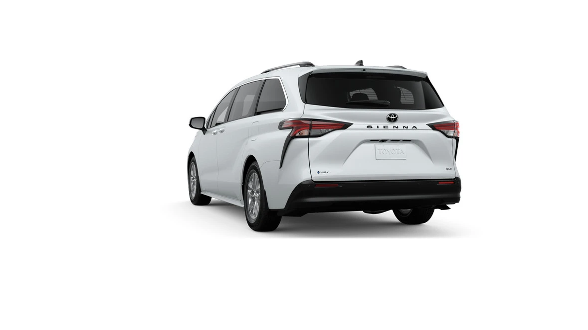 2026 Toyota Sienna 4th Gen - Image 4 of 8